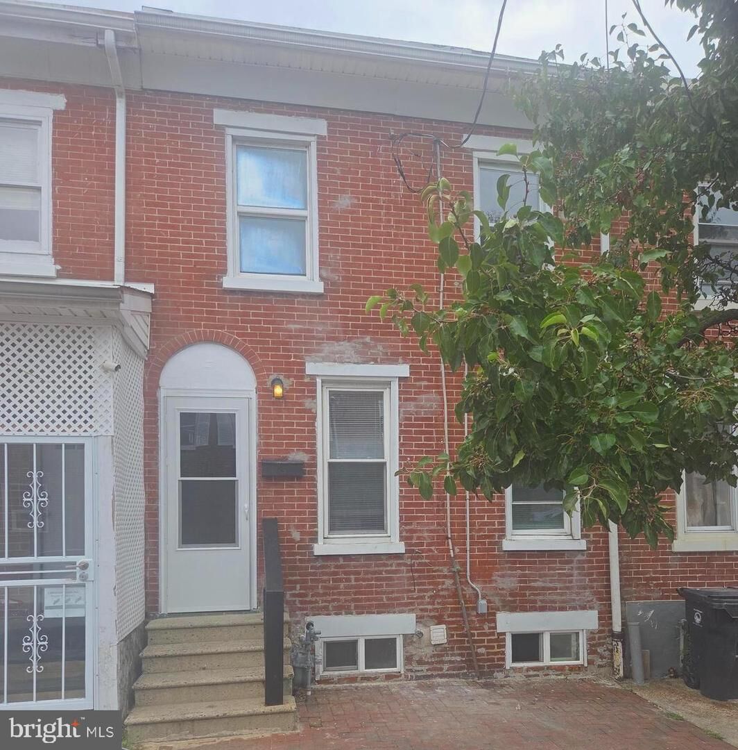 Property Photo: 115 S Van Buren Street DE 19805