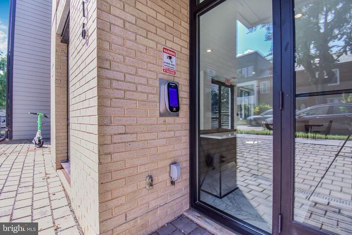 Property Photo:  1016 17th Place NE 102  DC 20002 