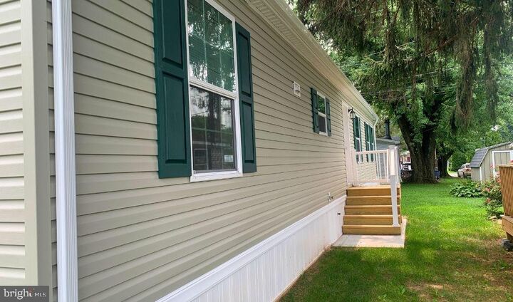 Property Photo: 86 Rose Avenue PA 19344