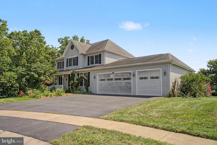Property Photo: 6312 Aston Court PA 17111