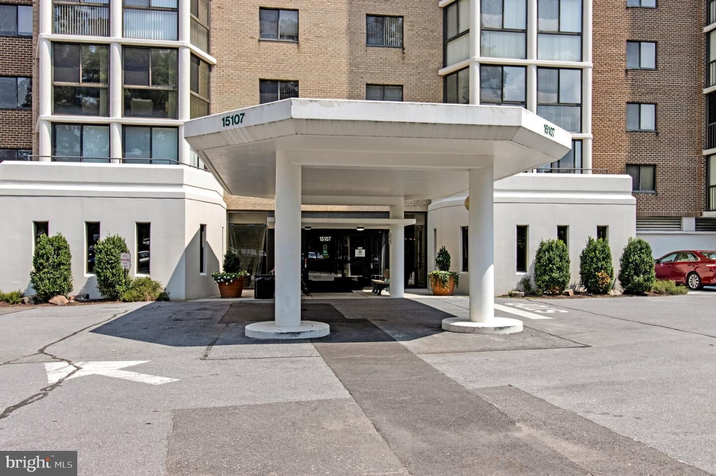Property Photo:  15107 Interlachen Drive 2-409  MD 20906 