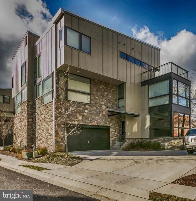 Property Photo:  2076 Eric Shaefer  MD 21211 