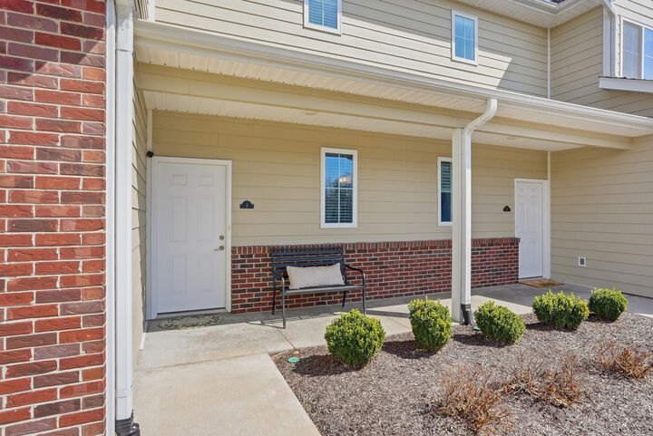 Property Photo: 4002 W Worley St MO 65203