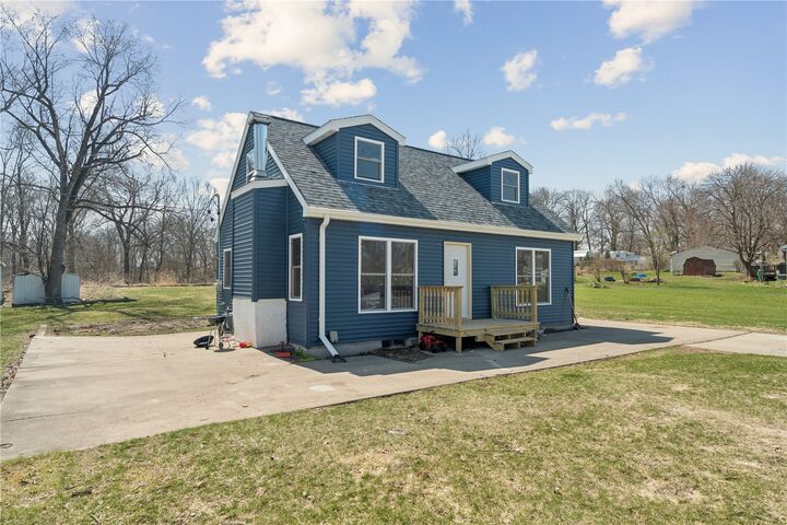 Property Photo: 129 Northwood Drive IA 52233