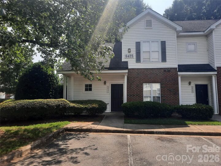 Property Photo:  6431 Mallard View Lane  NC 28269 