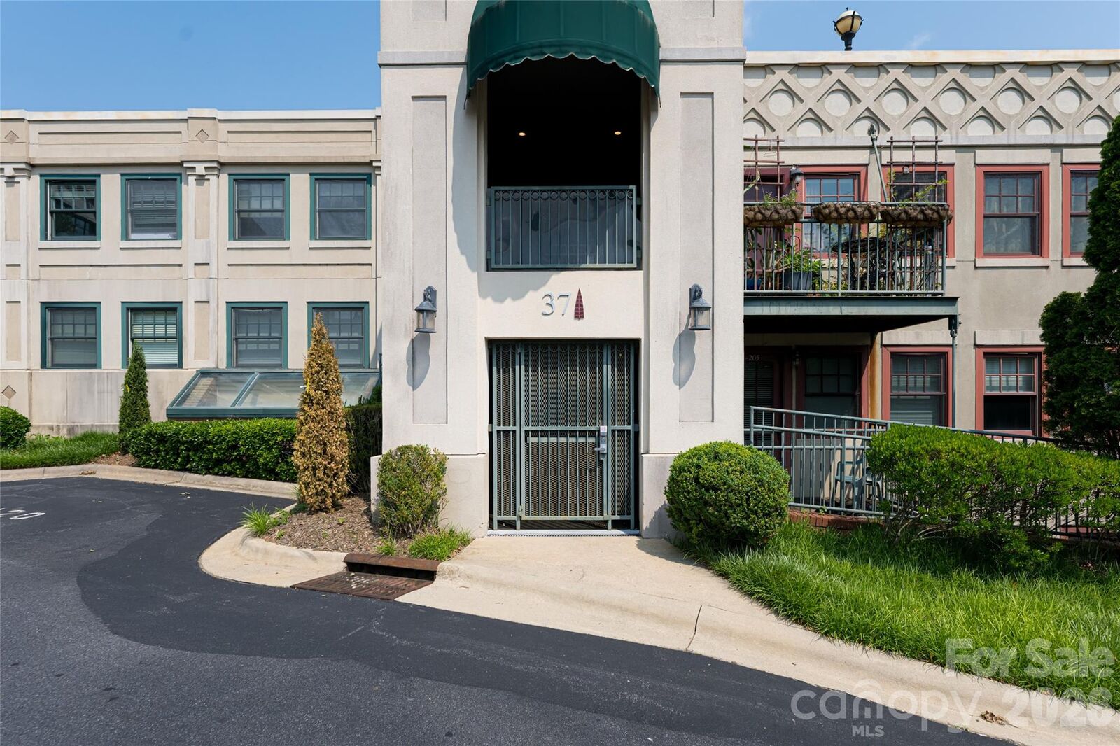 Property Photo:  37 Hiawassee Street W203  NC 28801 