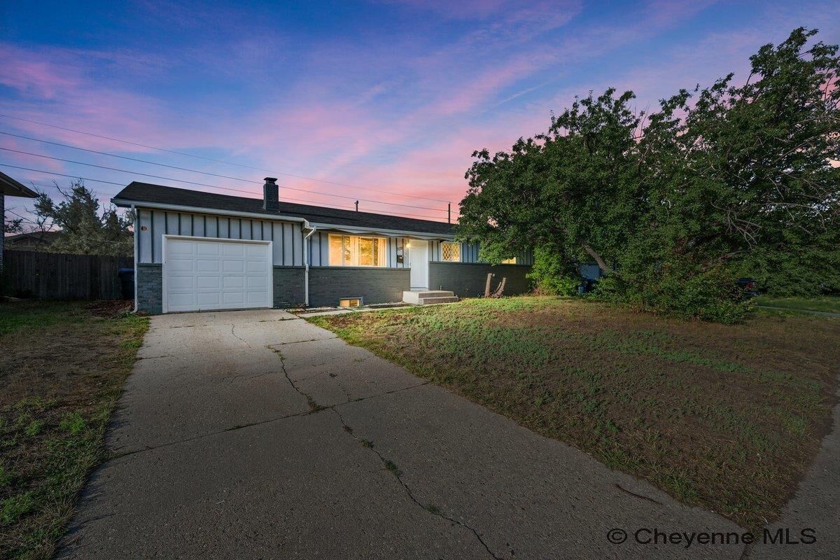 Property Photo:  309 Bocage Dr  WY 82009 