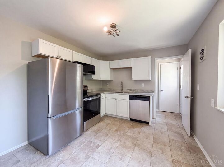 Property Photo: 9707 Wescott Road OH 45231