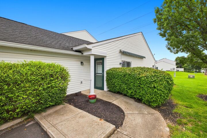 Property Photo:  1932 Ironton Drive  OH 43228 