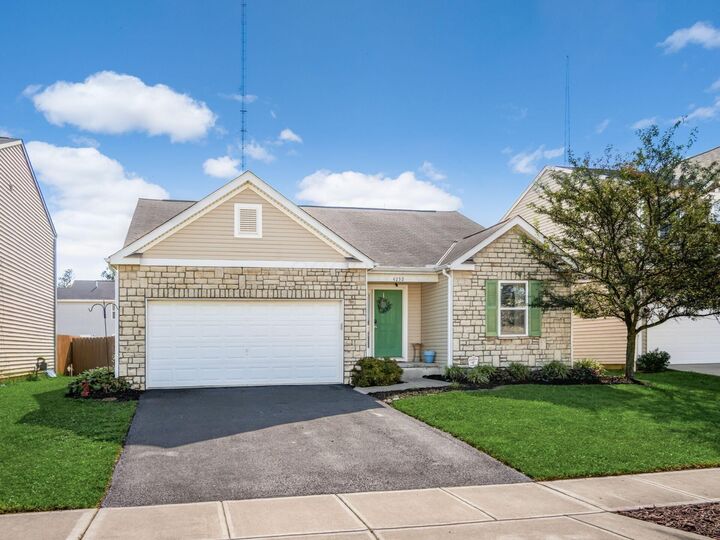 Property Photo: 4232 French Creek Drive OH 43207