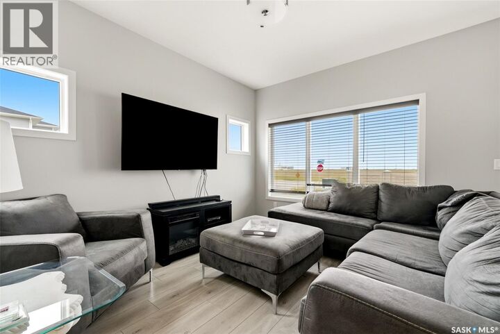 Property Photo: 3886 Gee Crescent SK S4V 3N9