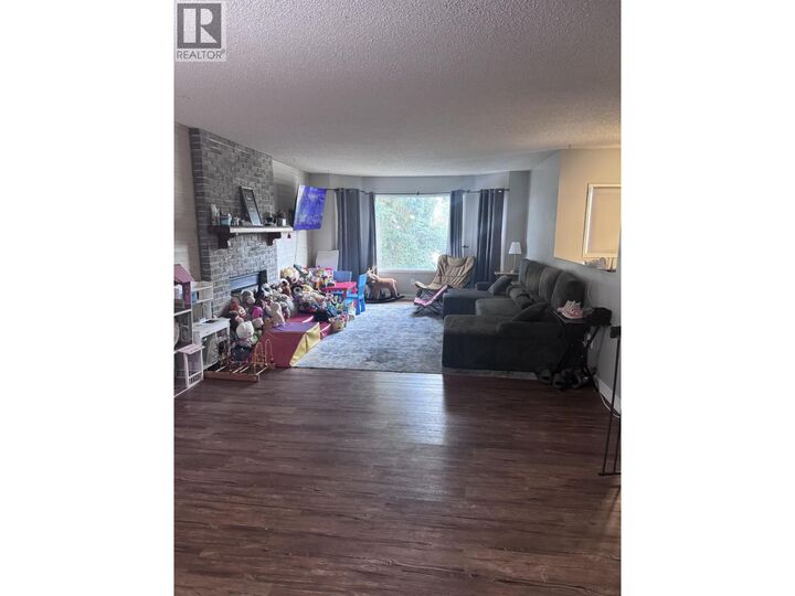 Property Photo: 11404 92 Street BC V1J 4Y3