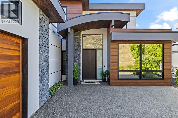 Property Photo: 10018 Beacon Hill Drive BC V4V 0A9