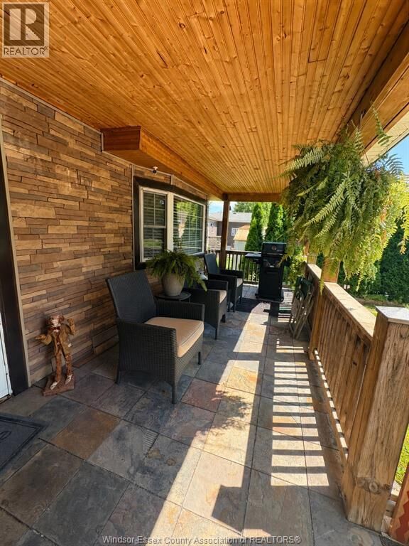 Property Photo: 187 Dana Drive ON N8M 2Y6