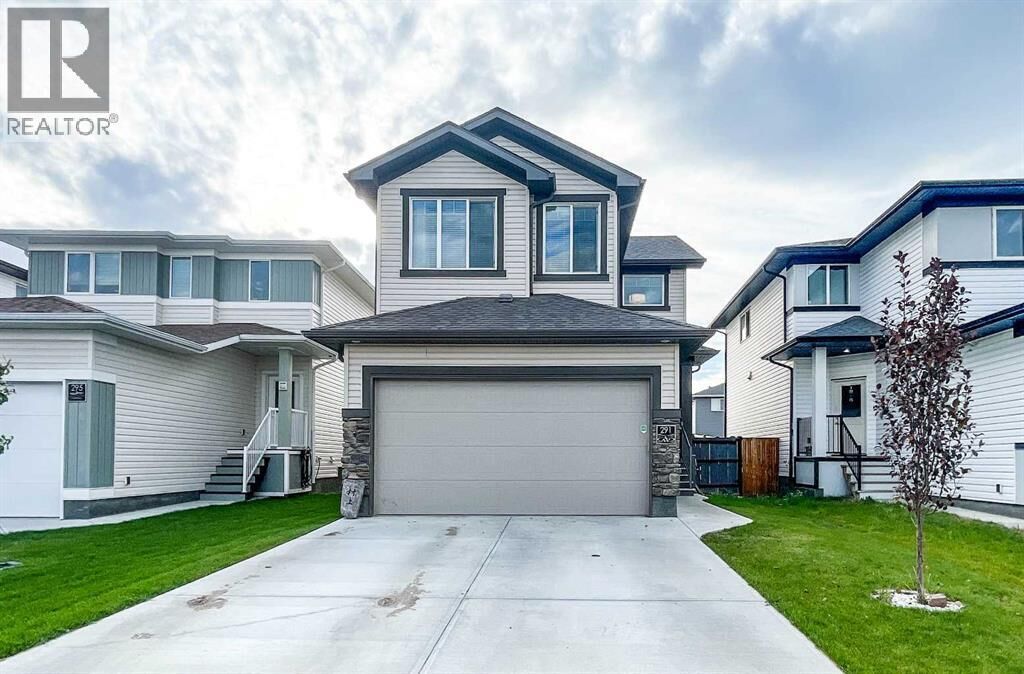 Property Photo: 291 Northlander Bend West AB T1J 5N1