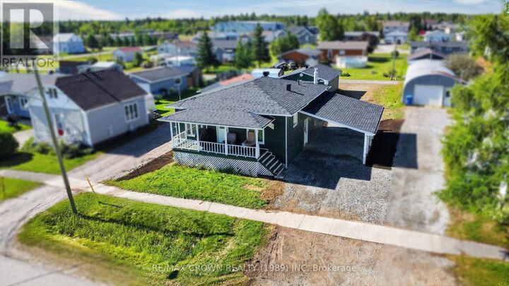 Property Photo: 143 Queen Street ON P0L 1T0