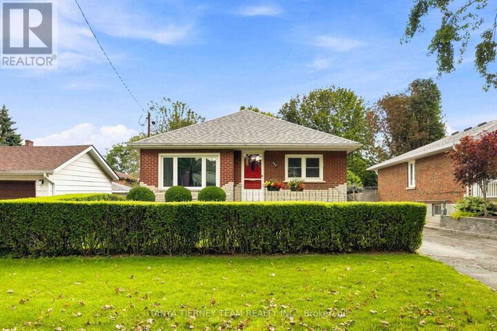 Property Photo: 285 Muriel Avenue ON L1J 2W8