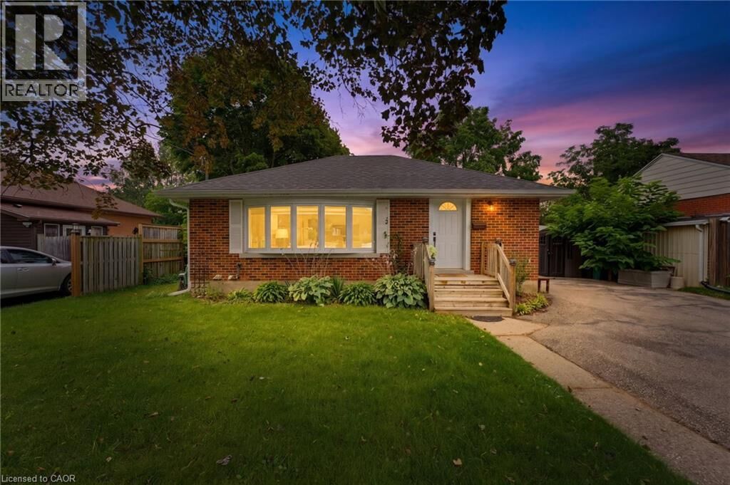 Property Photo:  66 Scrimger Avenue  ON N1R 4W3 