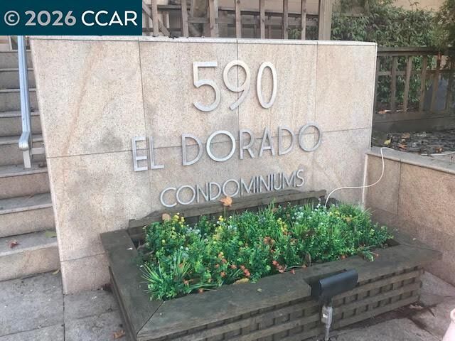 Property Photo: 590 El Dorado 109 CA 94611