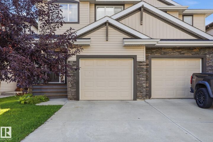 Property Photo: 38 Durrand Bend AB T8L 0N1