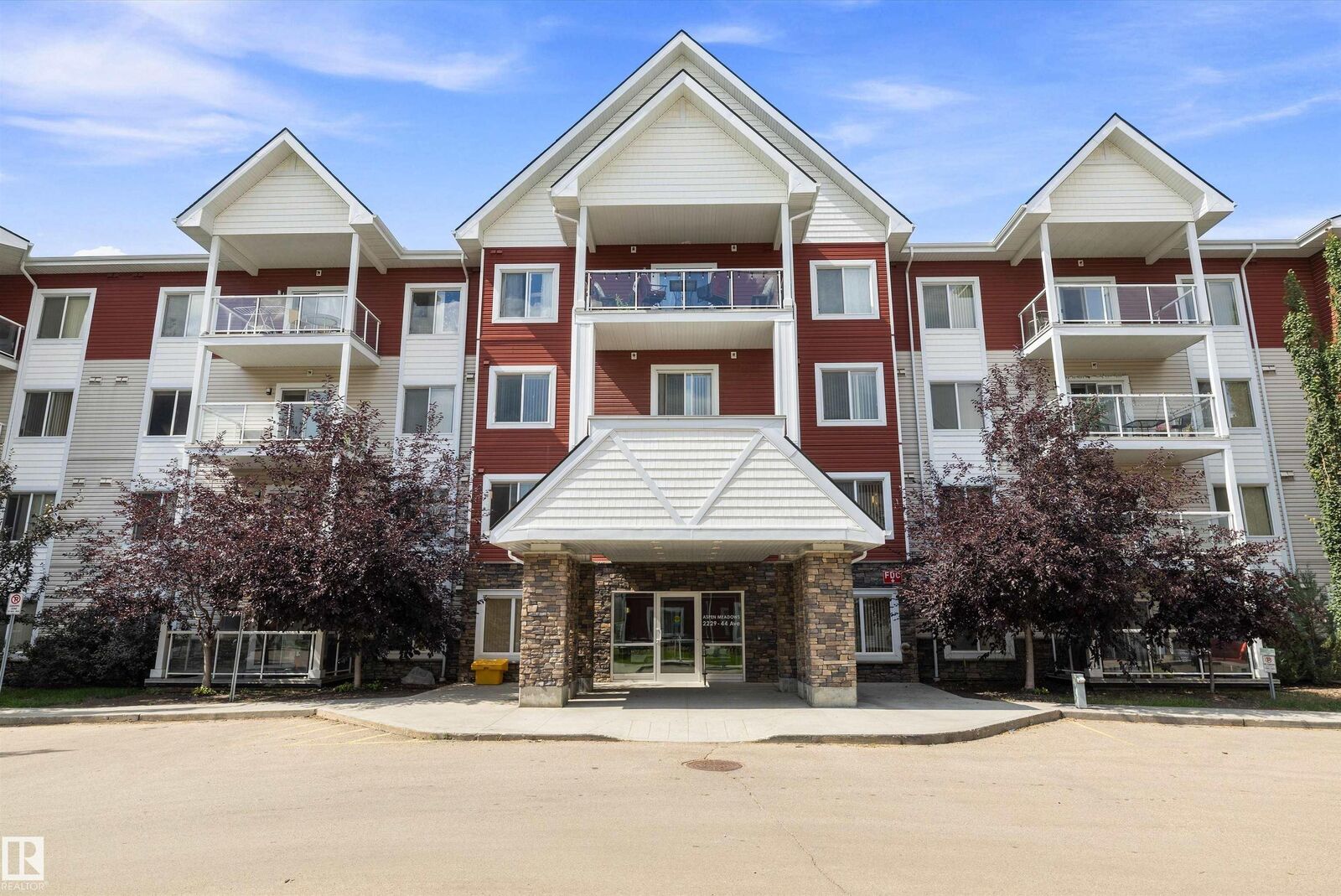 Property Photo:  2229 44 Avenue NW 402  AB T6T 0W6 