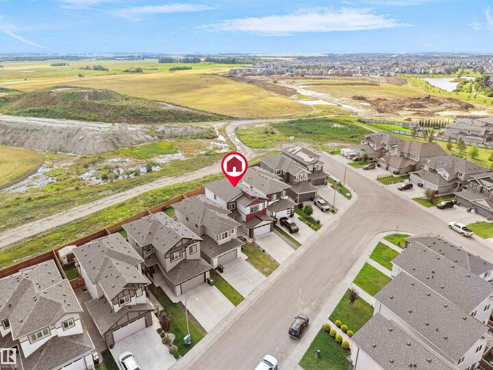 Property Photo:  829 Morris Avenue  AB T9E 1G1 