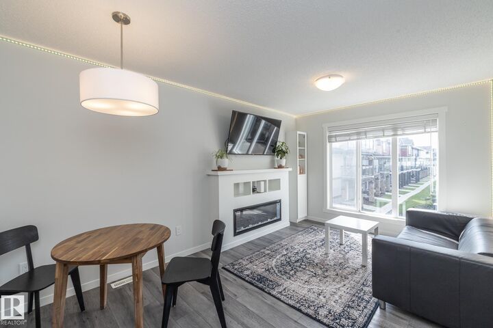 Property Photo: 1530 Tamarack Boulevard NW 28 AB T6T 2E6