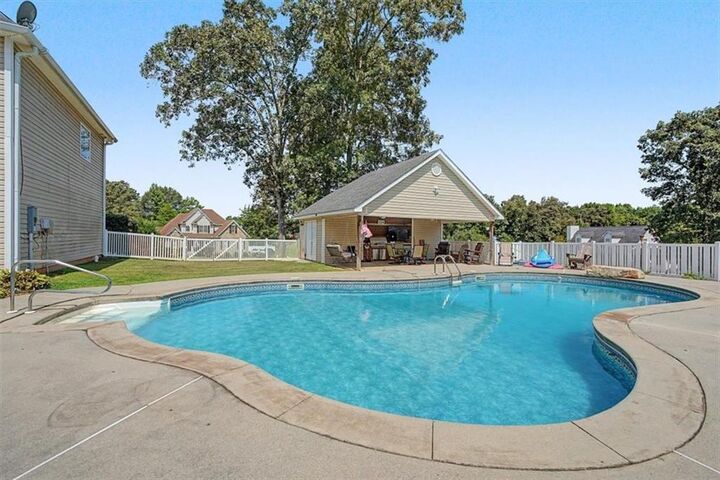 Property Photo: 36 Valley Edge Drive GA 30153