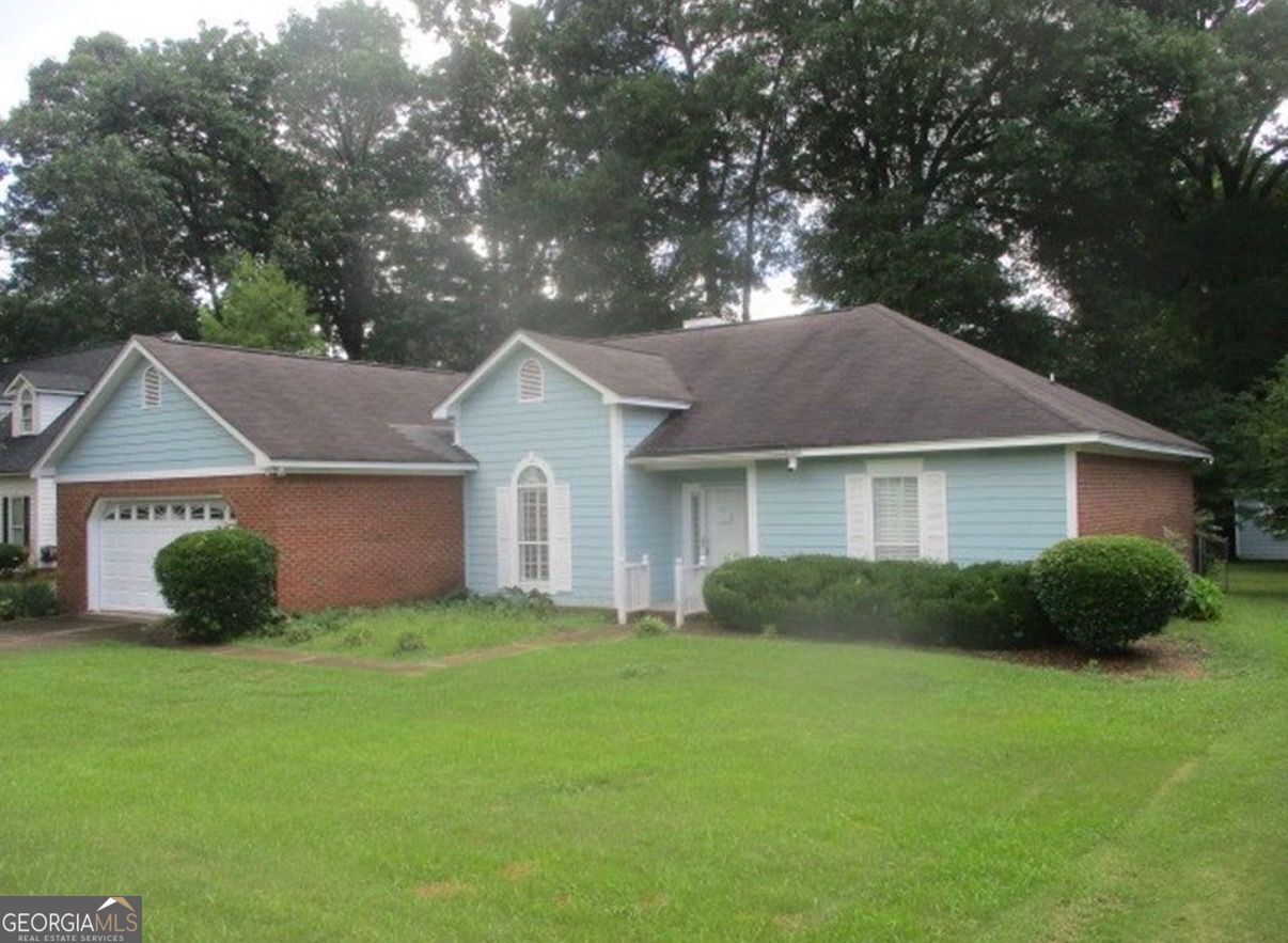 Property Photo:  218 Hummingbird Lane  GA 31707 