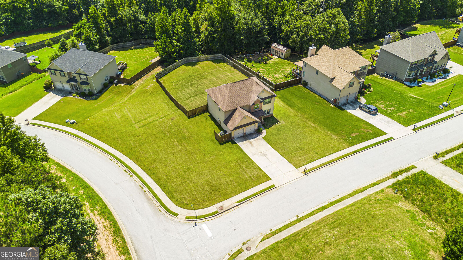 Property Photo: 2784 Oakmont Way GA 30656