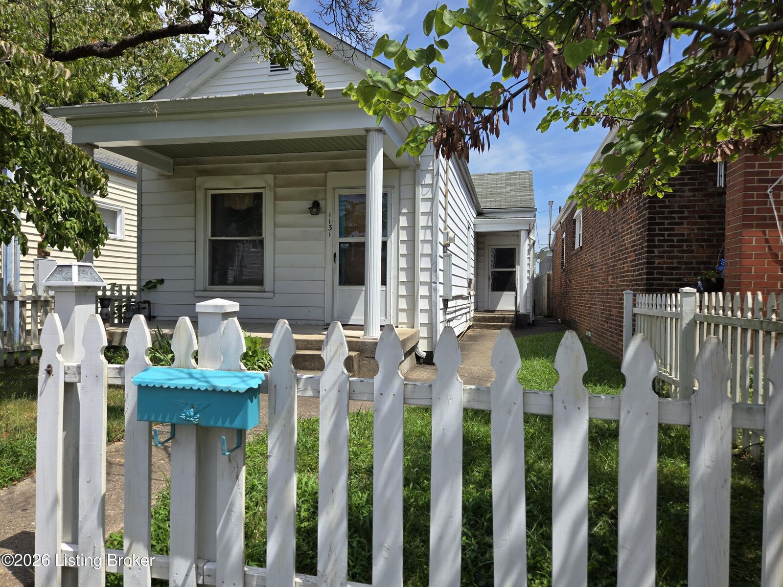 Property Photo:  1131 Rammers Ave  KY 40204 