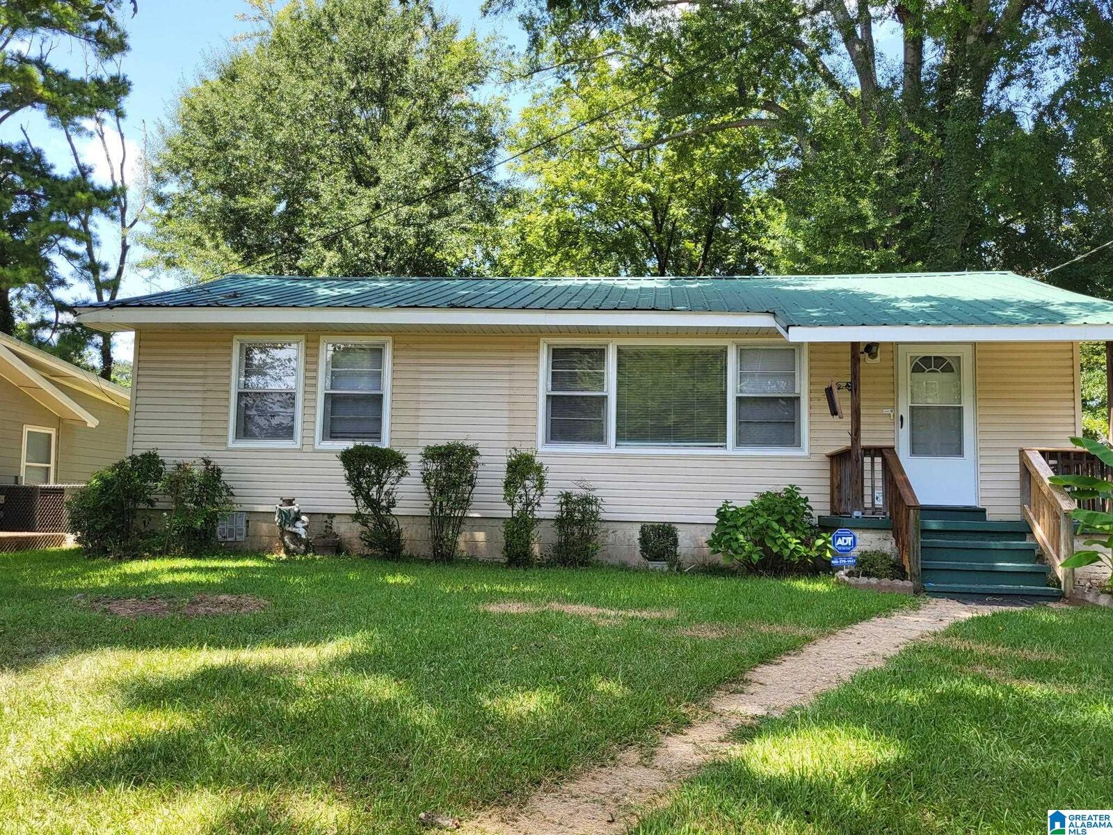 Property Photo: 2202 26th Avenue AL 35023
