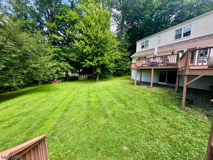 Property Photo:  26 Stone Fence Rd  NJ 07924 