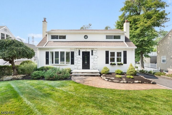 Property Photo:  33 Beverly Rd  NJ 07006 