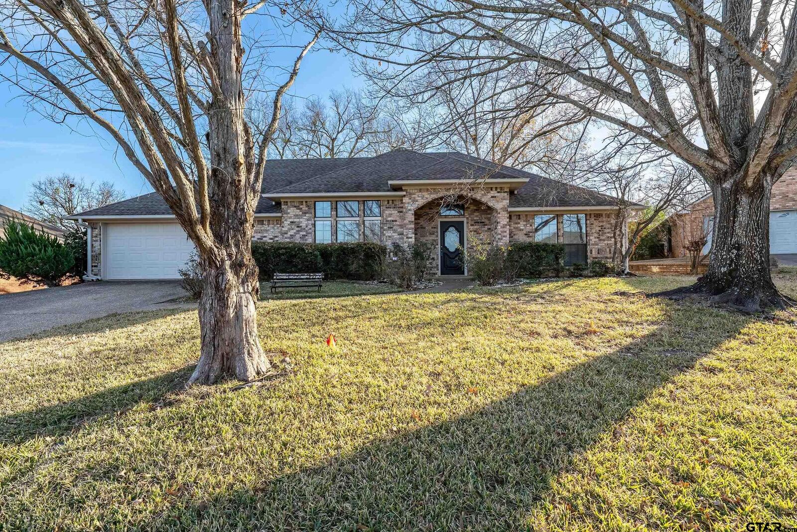 Property Photo:  214 Stoneridge  TX 75758 