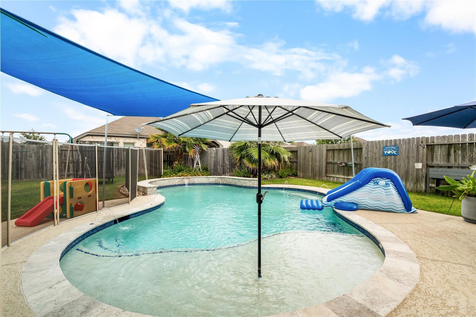 Property Photo:  8910 Beacon Mill Drive  TX 77433 