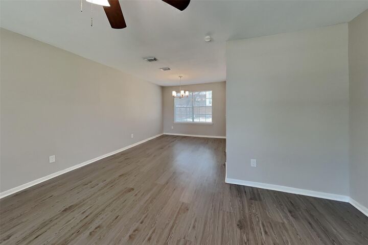 Property Photo: 1031 Cascade Creek Drive TX 77450