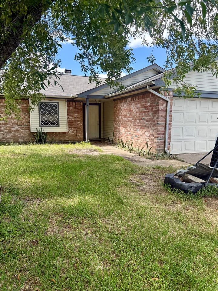 Property Photo: 21139 Carmel Valley Drive TX 77449