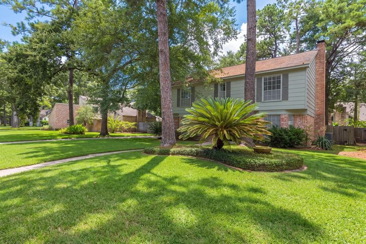 Property Photo: 11630 Jaycreek Drive TX 77070