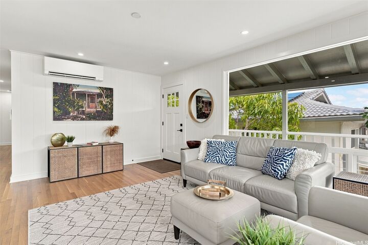 Property Photo:  3237 Olu Street  HI 96816 