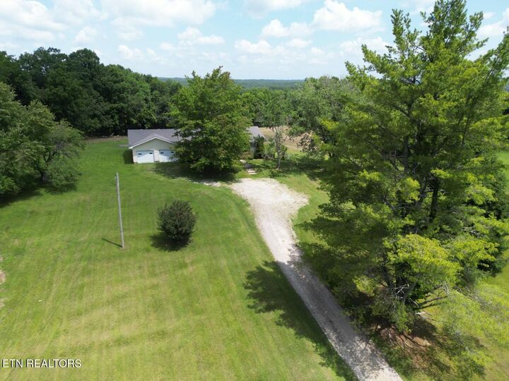 Property Photo:  4357 Round Mountain Rd  TN 38556 