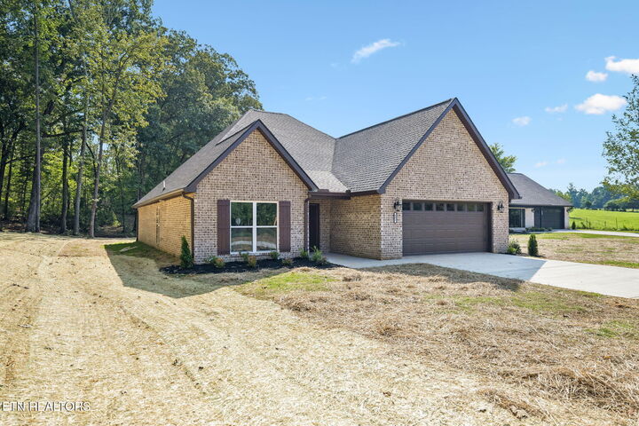 Property Photo: 802 Johnson Rd TN 37804
