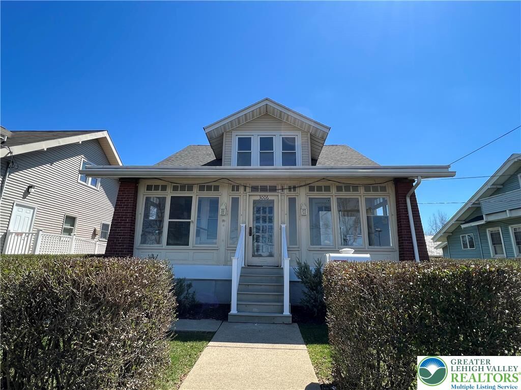 Property Photo:  3006 William Penn Highway 3  PA 18045 