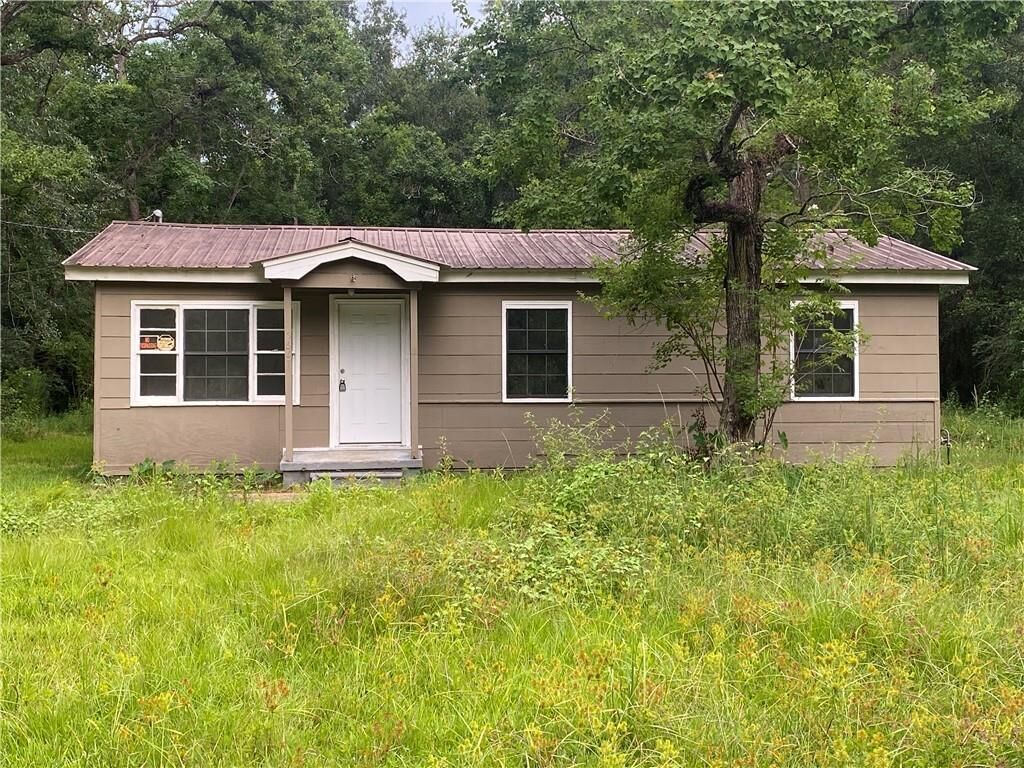 Property Photo: 6847 San Marino Drive AL 36582