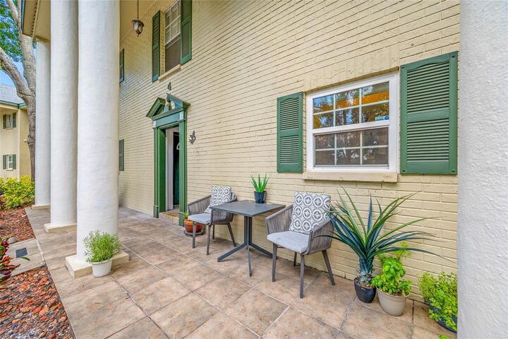 Property Photo:  131 N Mercury Avenue 131  FL 33765 