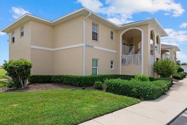 Property Photo:  5800 Sabal Trace Drive 502  FL 34287 