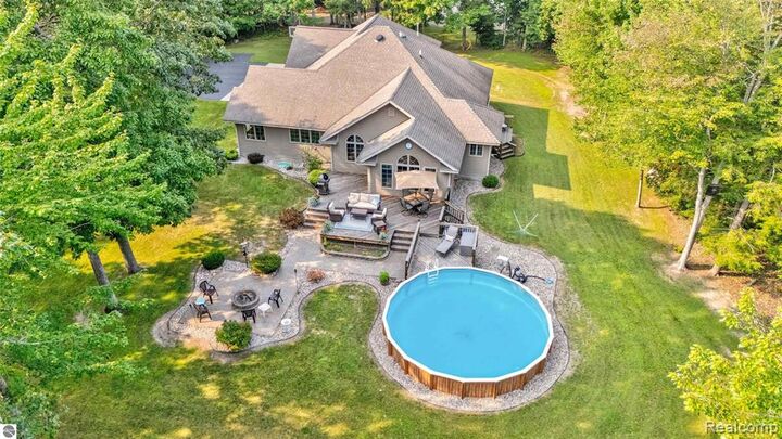 Property Photo: 268N County Road 441 MI 49854 8911