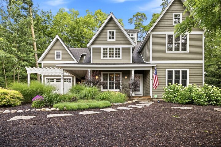 Property Photo:  9900 Cottage Lane  MI 49129-9466 