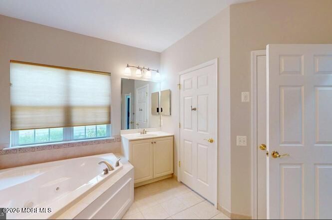 Property Photo:  13 Wedgewood Court  NJ 08009 