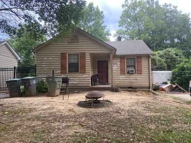 Property Photo: 777 Carson St TN 38111